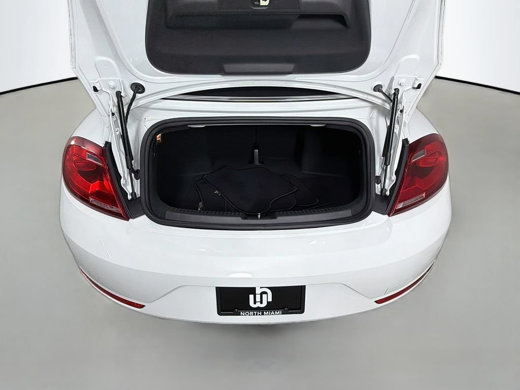 Used 2019 Volkswagen Beetle 2.0T S FWD image 22