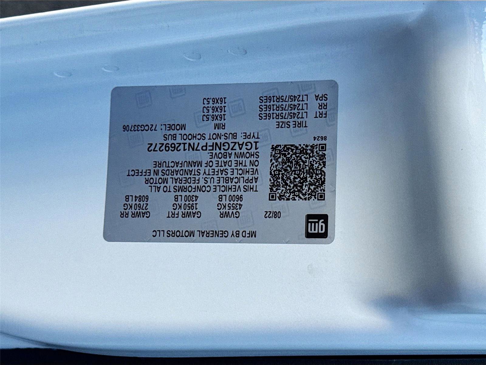 Used 2022 Chevrolet Express 3500 LS image 27