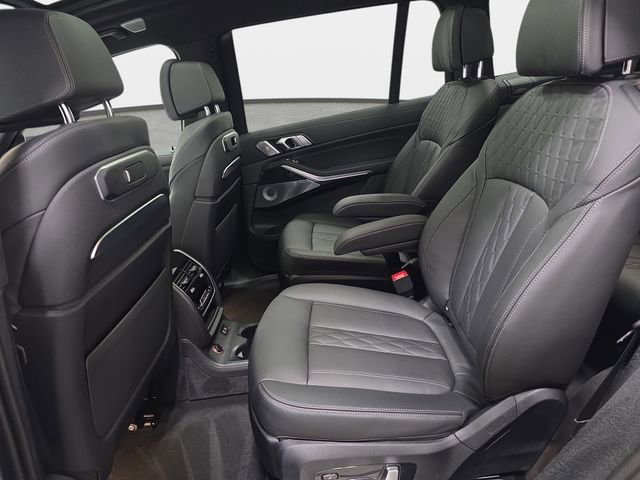Certified 2024 BMW X7 M60i w/ Executive Package image 11