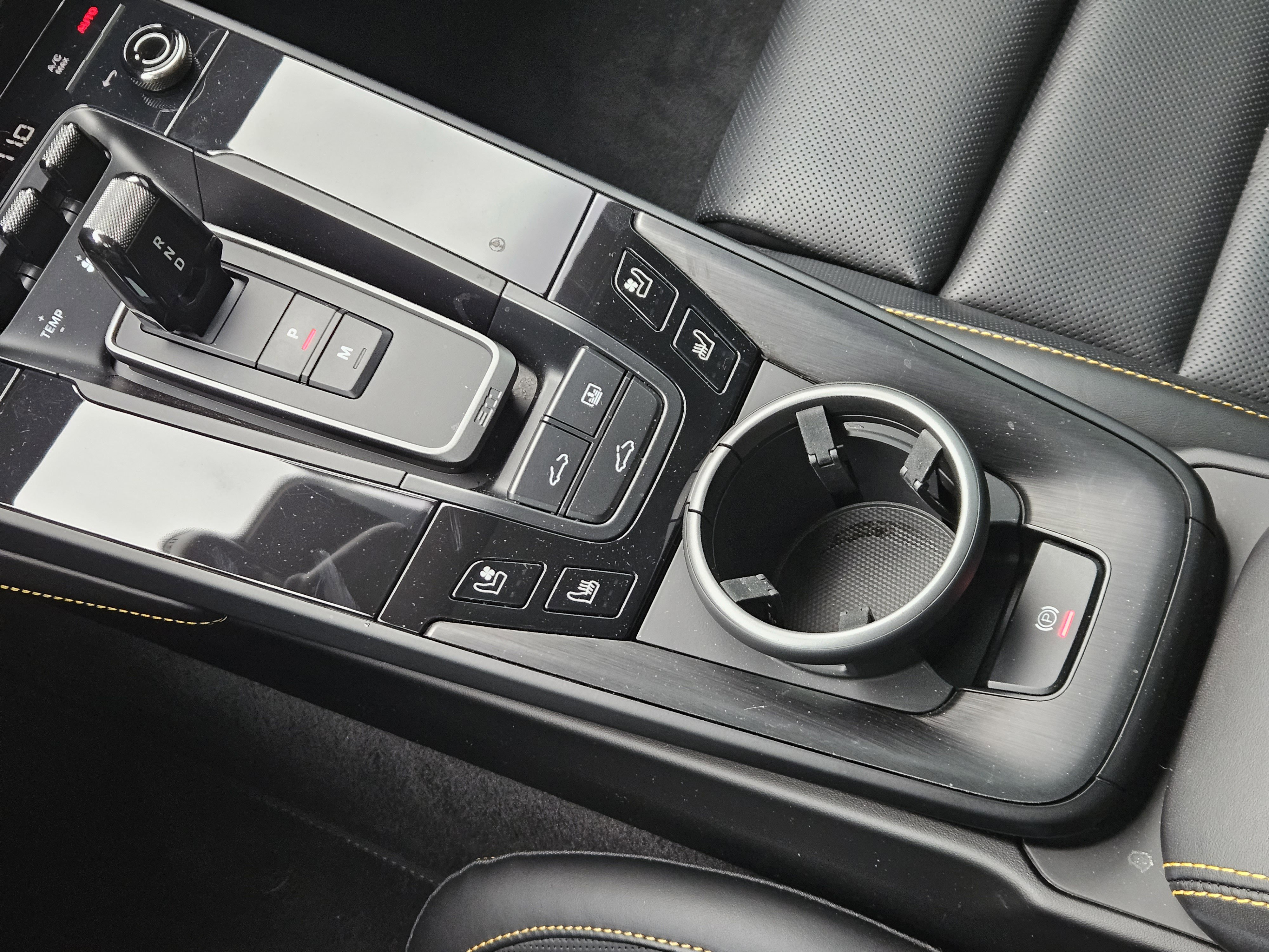 Certified 2023 Porsche 911 Carrera 4 GTS image 20