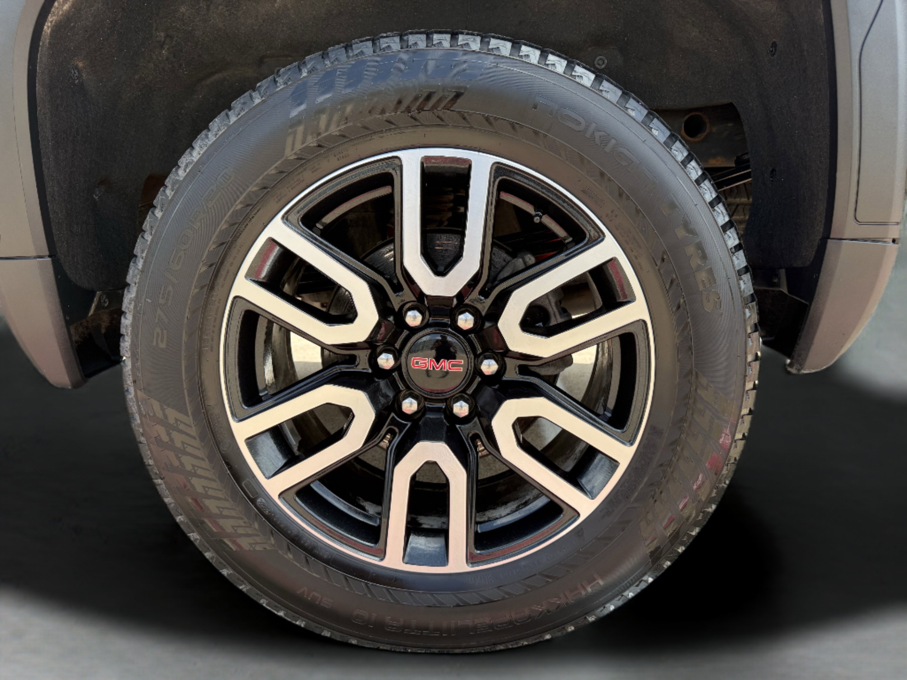 Used 2024 GMC Sierra 1500 AT4 AWD/4WD image 11