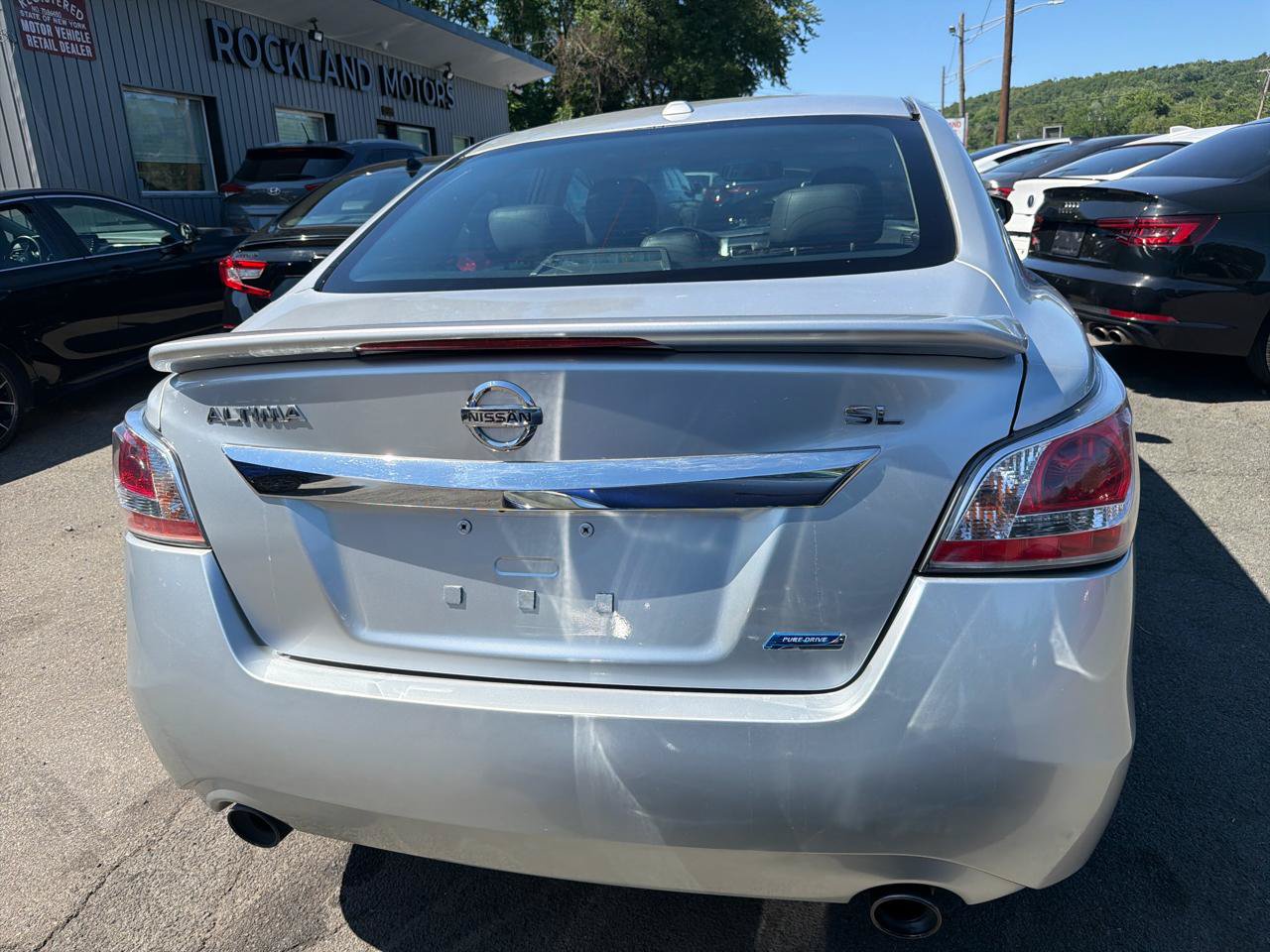 Used 2013 Nissan Altima 2.5 SL FWD image 8