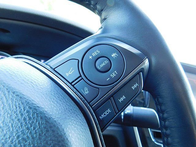 Used 2024 Toyota Camry SE image 17