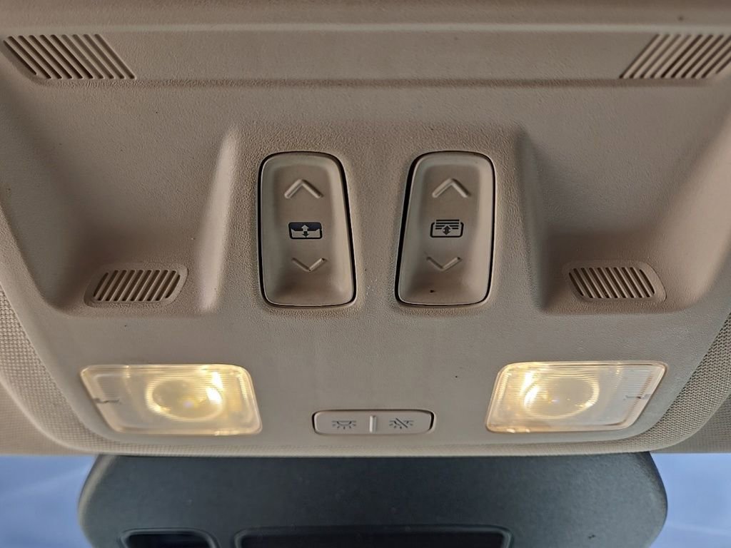 Used 2020 Ford Escape Titanium image 36