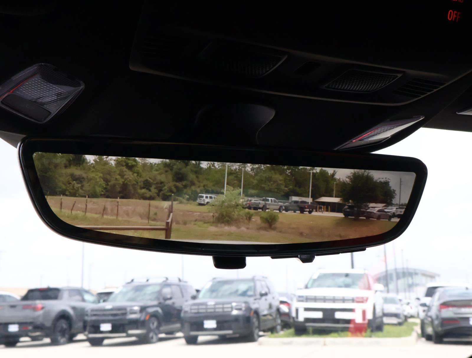 Used 2023 Chevrolet Corvette Stingray Preferred Conv w/ Z51 Performance Package RWD image 27