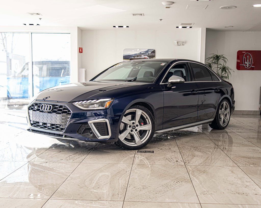 Used 2023 Audi S4 Premium w/ Convenience Package image 2