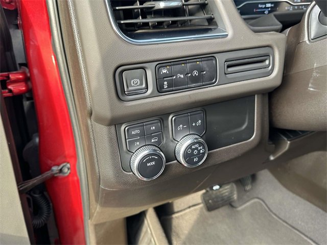 Used 2023 GMC Yukon XL SLT image 28