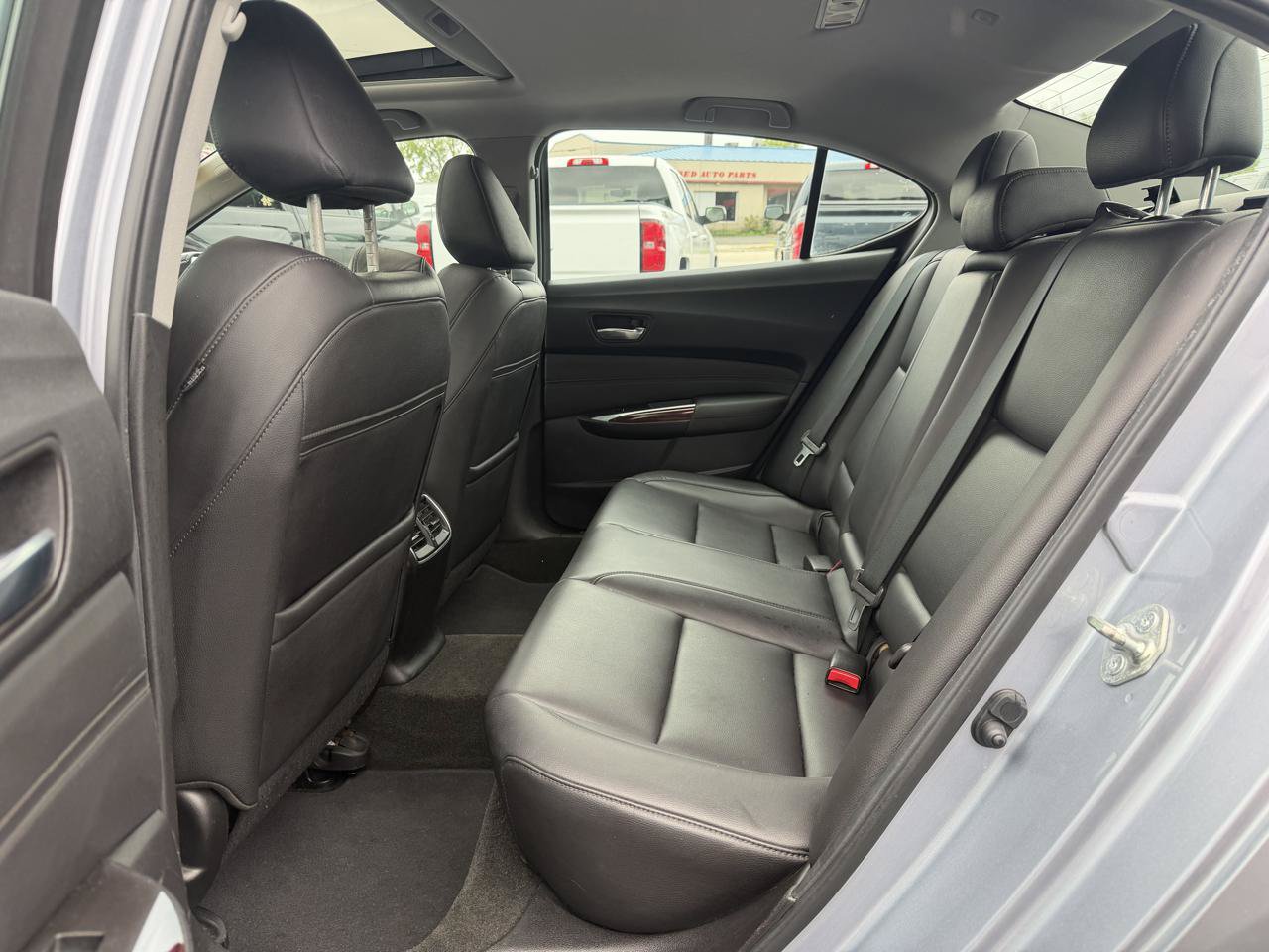 Used 2015 Acura TLX FWD image 21