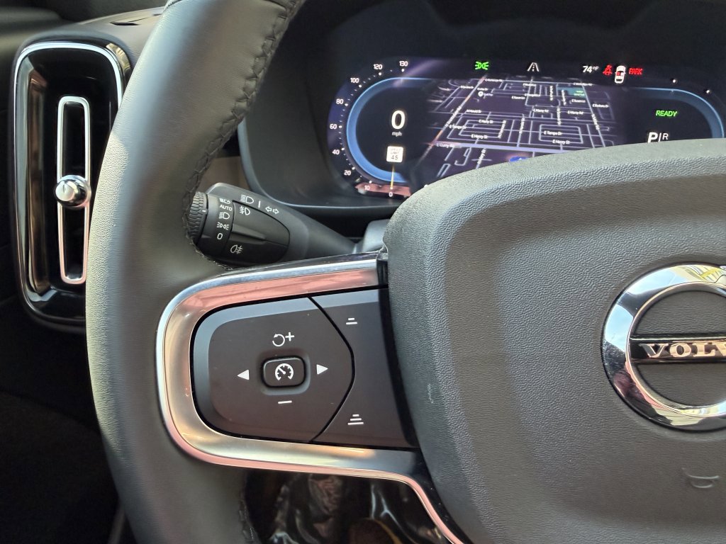 Used 2024 Volvo C40 P8 Recharge Ultimate w/ Protection Package Premier image 28