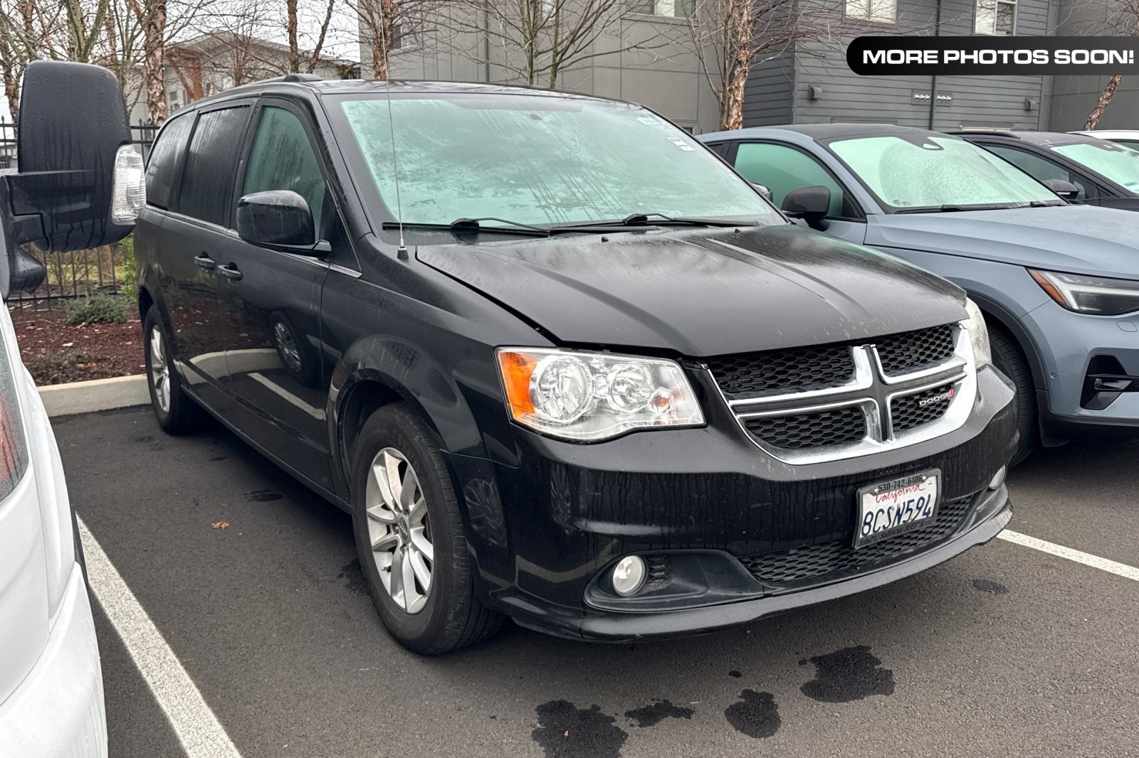 Used 2018 Dodge Grand Caravan SXT image 1