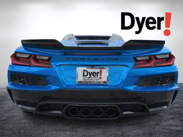 Used 2024 Chevrolet Corvette Z06 w/ Stealth Interior Trim Package RWD image 5