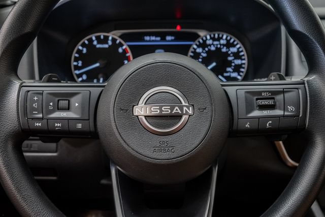Used 2024 Nissan Rogue S FWD image 13