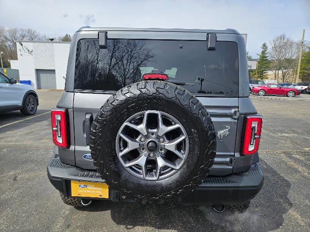 Certified 2025 Ford Bronco Badlands image 6