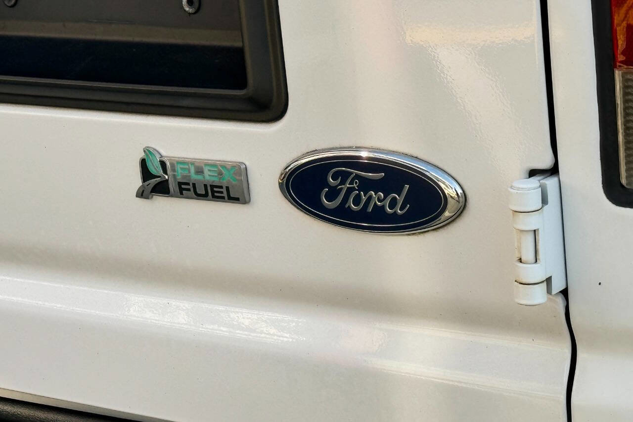 Used 2011 Ford E-350 and Econoline 350 Extended Super Duty w/ PWR Group image 36