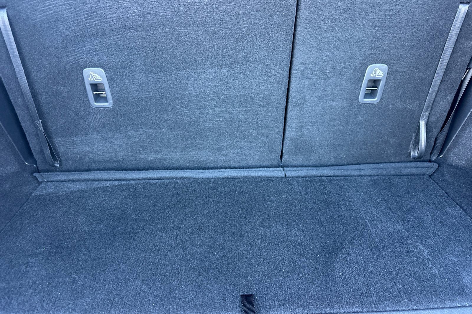 Used 2025 INFINITI QX60 Pure image 18