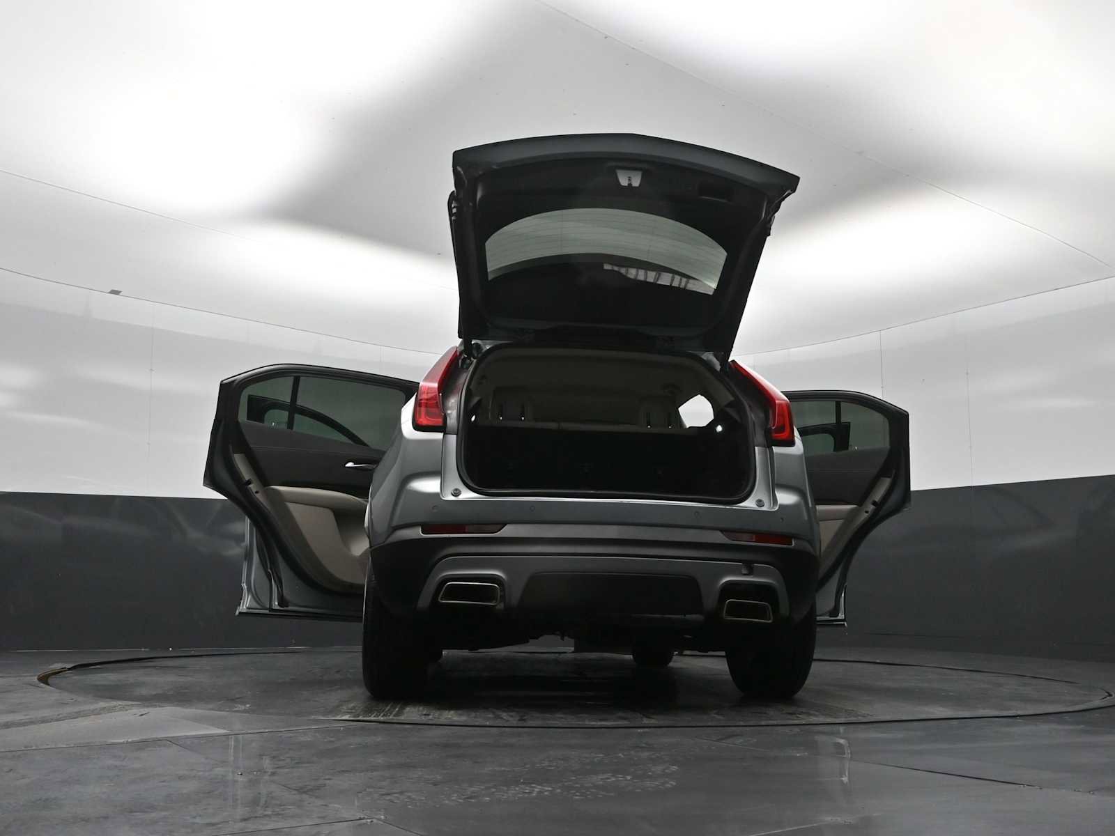 Used 2023 Cadillac XT4 Premium Luxury image 40