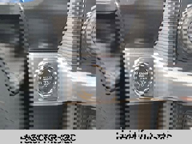 New 2025 Ford F150 Lariat w/ Equipment Group 502A High image 13