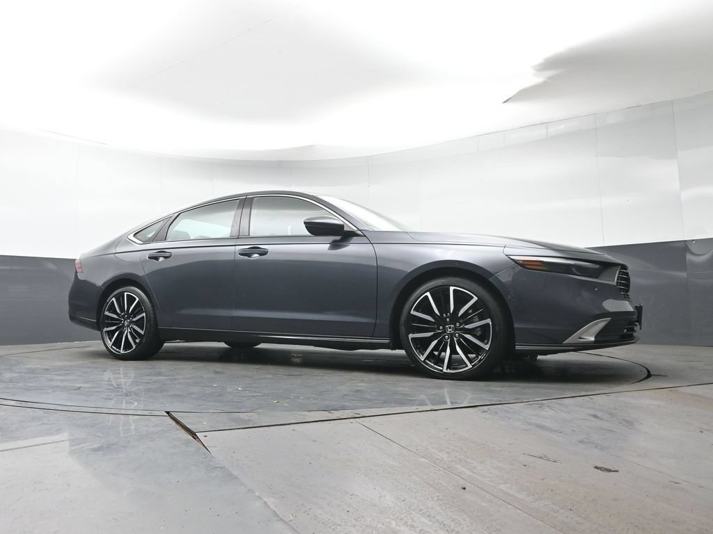 Certified 2023 Honda Accord Touring image 35