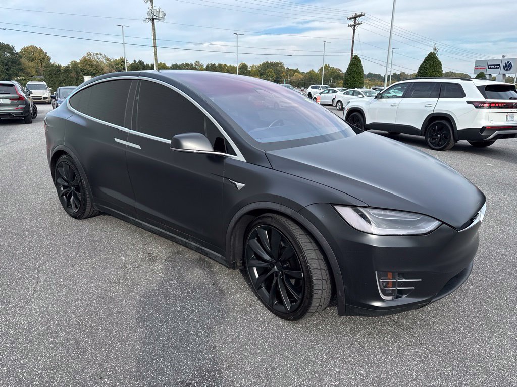 Used 2017 Tesla Model X 75D AWD/4WD image 3