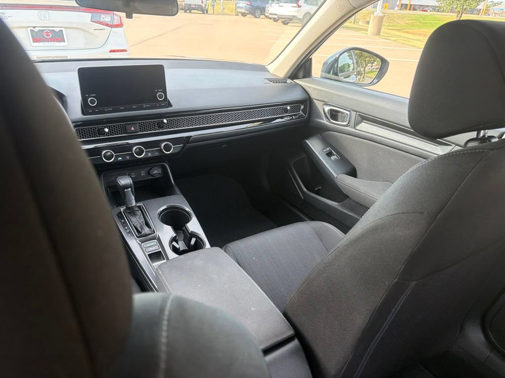 Used 2025 Honda Civic LX image 27