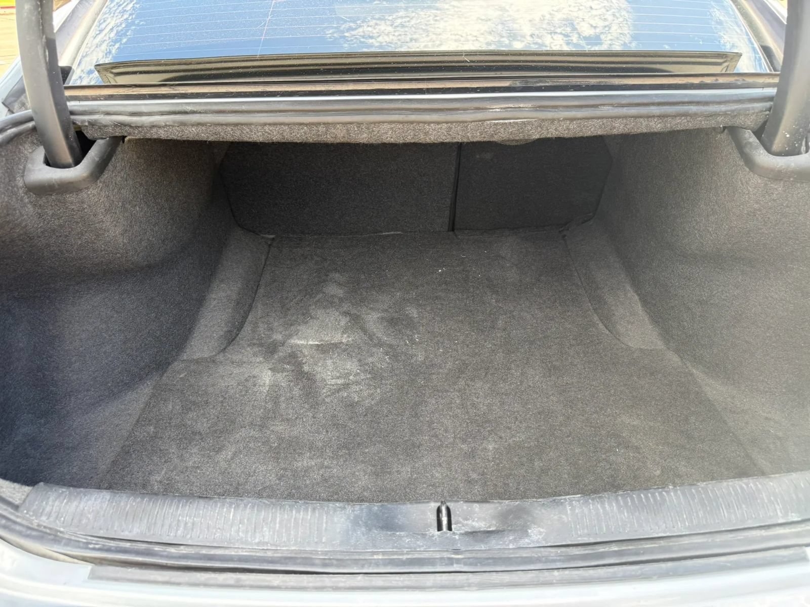 Used 2021 Dodge Charger SXT w/ Leather Interior Group RWD image 11