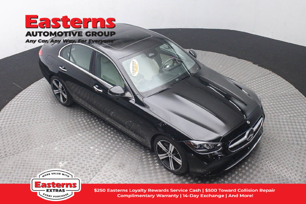 Used 2022 Mercedes-Benz C 300 4MATIC Sedan image 4