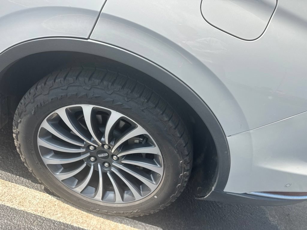 Used 2020 Lincoln Aviator Reserve w/ Equipment Group 201A AWD/4WD image 7