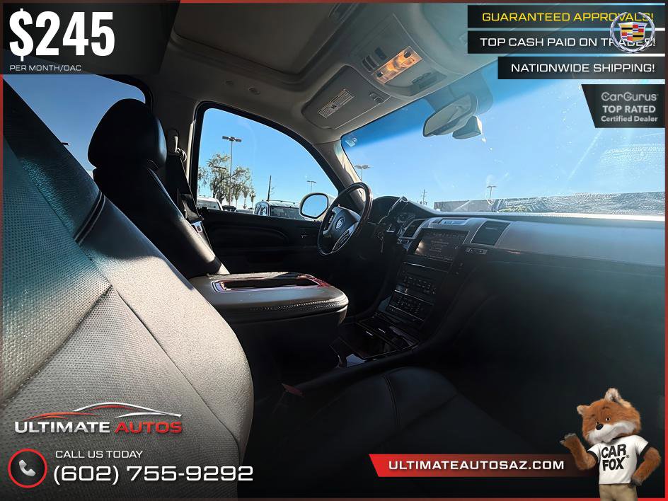 Used 2013 Cadillac Escalade Premium RWD image 16