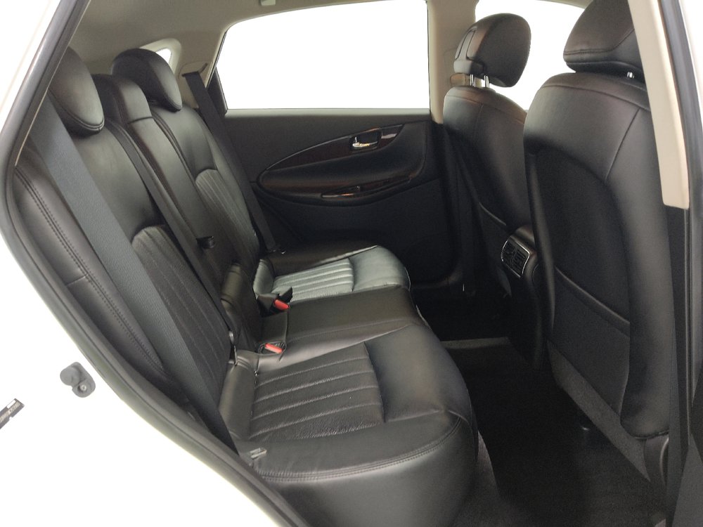 Used 2016 INFINITI QX50 AWD w/ Deluxe Touring Package image 19