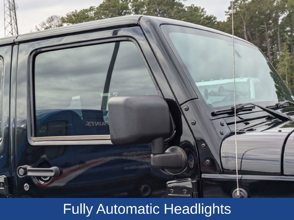 Used 2014 Jeep Wrangler Unlimited Rubicon w/ Connectivity Group AWD/4WD image 12