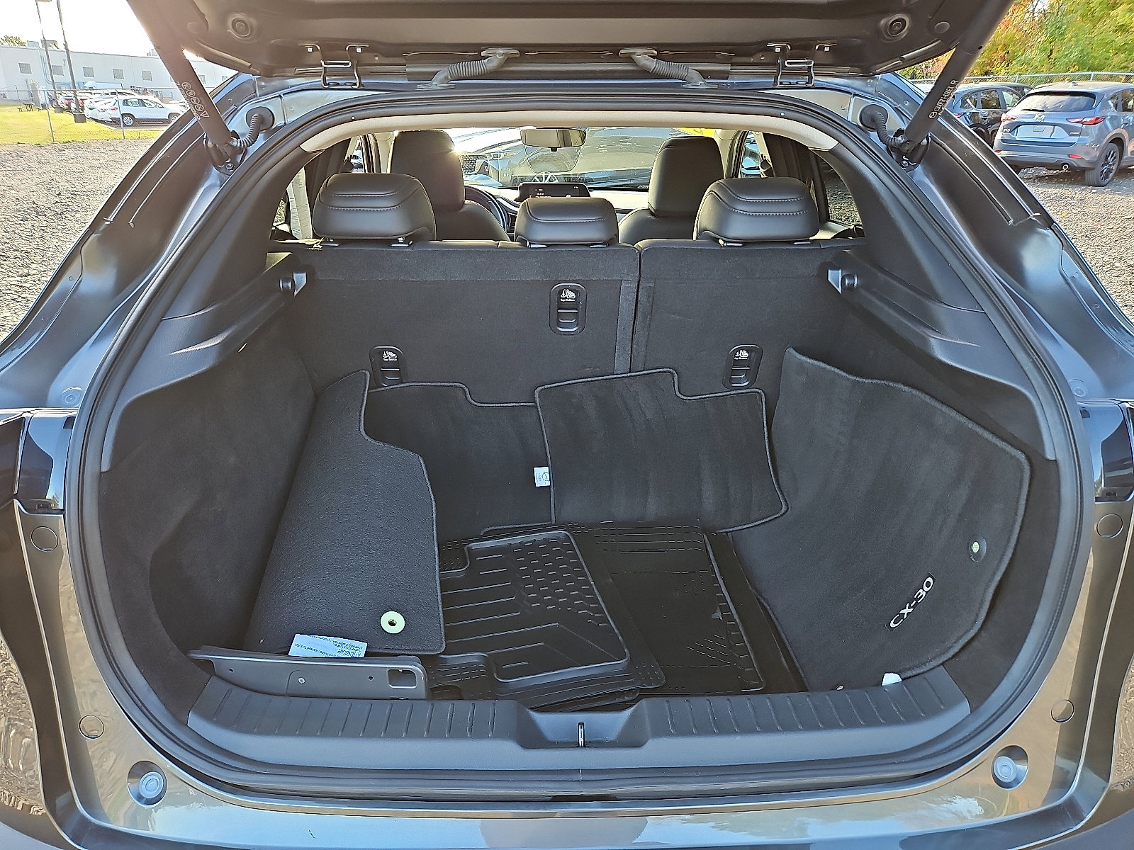 Used 2022 MAZDA CX-30 AWD 2.5 S w/ Premium Package image 30