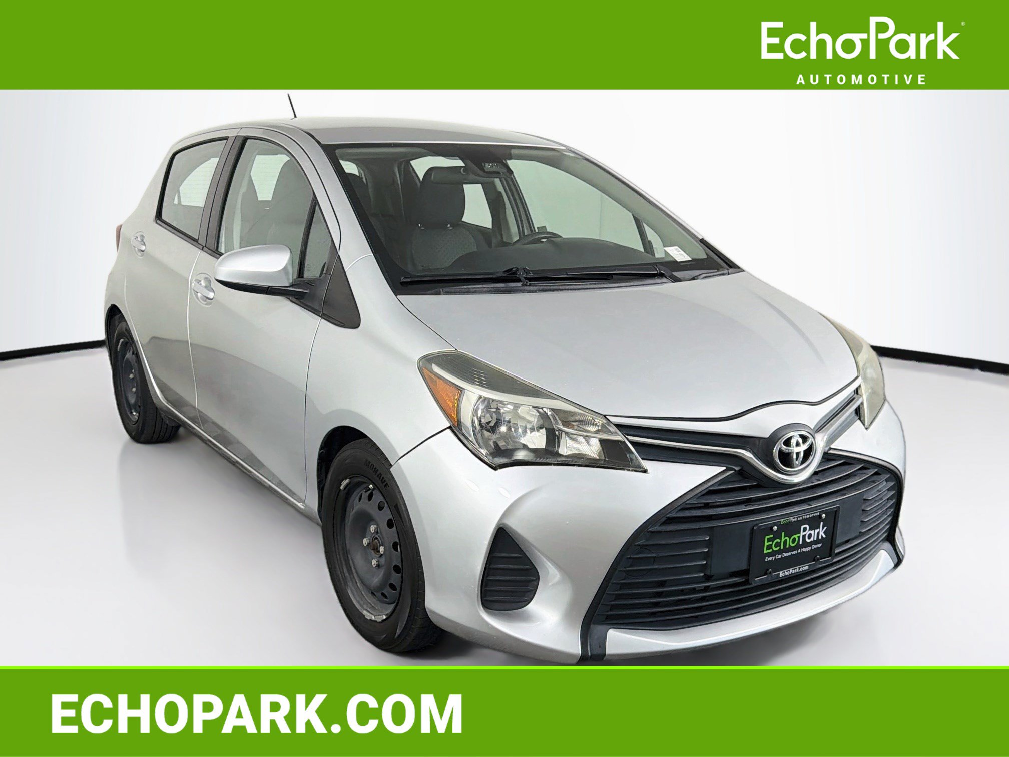 Used 2017 Toyota Yaris L w/ Carpet Mat Package FWD image 1