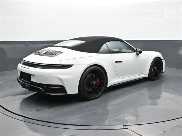 Used 2025 Porsche 911 Carrera 4 GTS image 19
