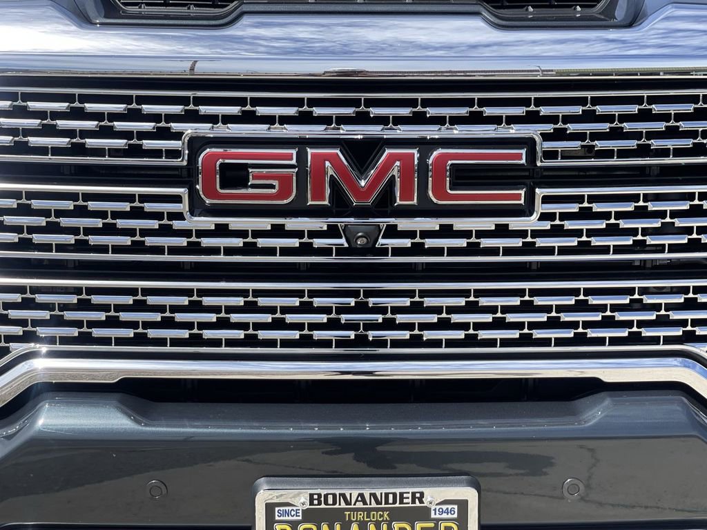 Used 2022 GMC Sierra 2500 Denali w/ Denali Ultimate Package AWD/4WD image 31