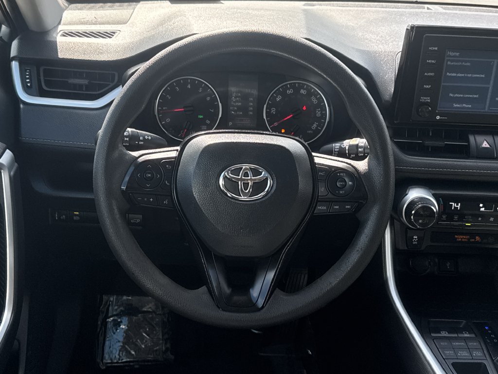 Used 2021 Toyota RAV4 XLE w/ Convenience Package AWD/4WD image 14