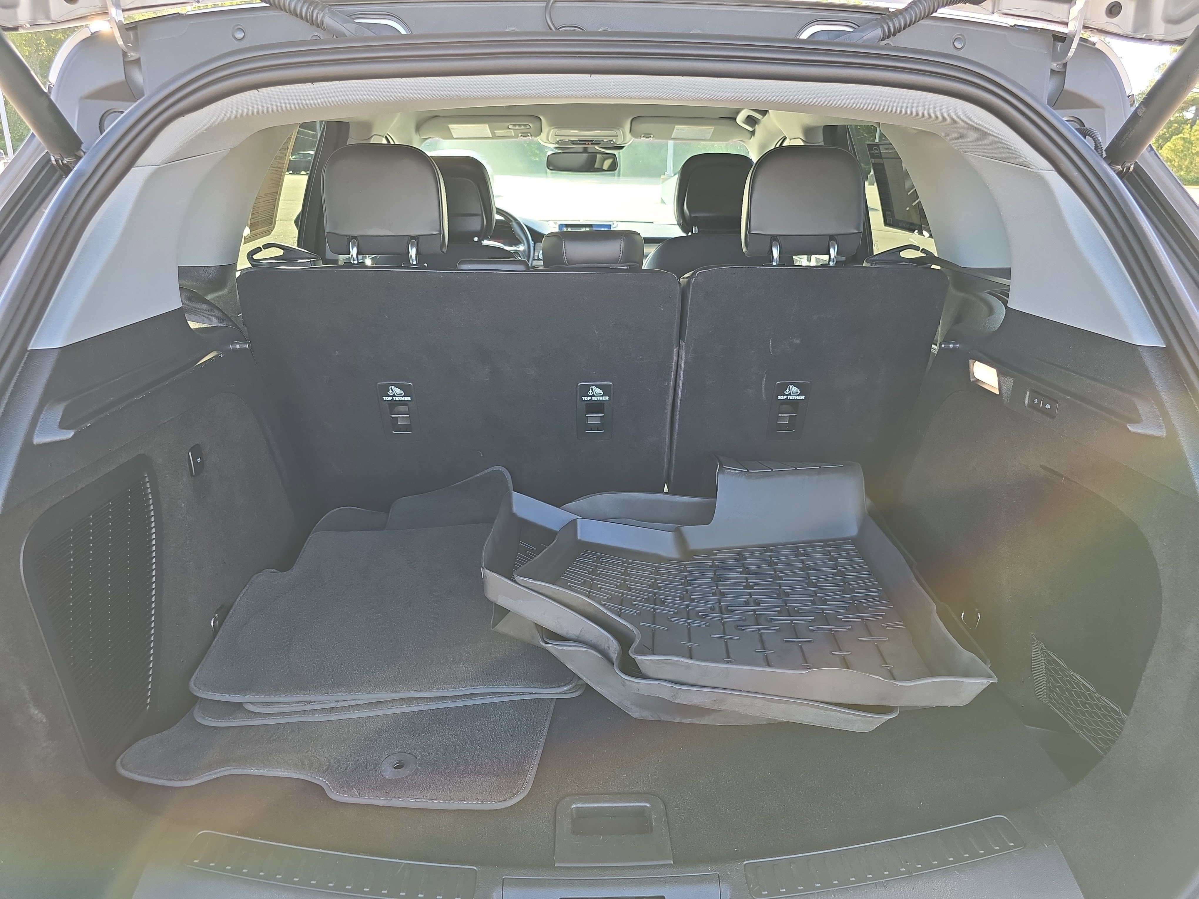 Used 2020 Lincoln Corsair AWD w/ Equipment Group 101A image 12