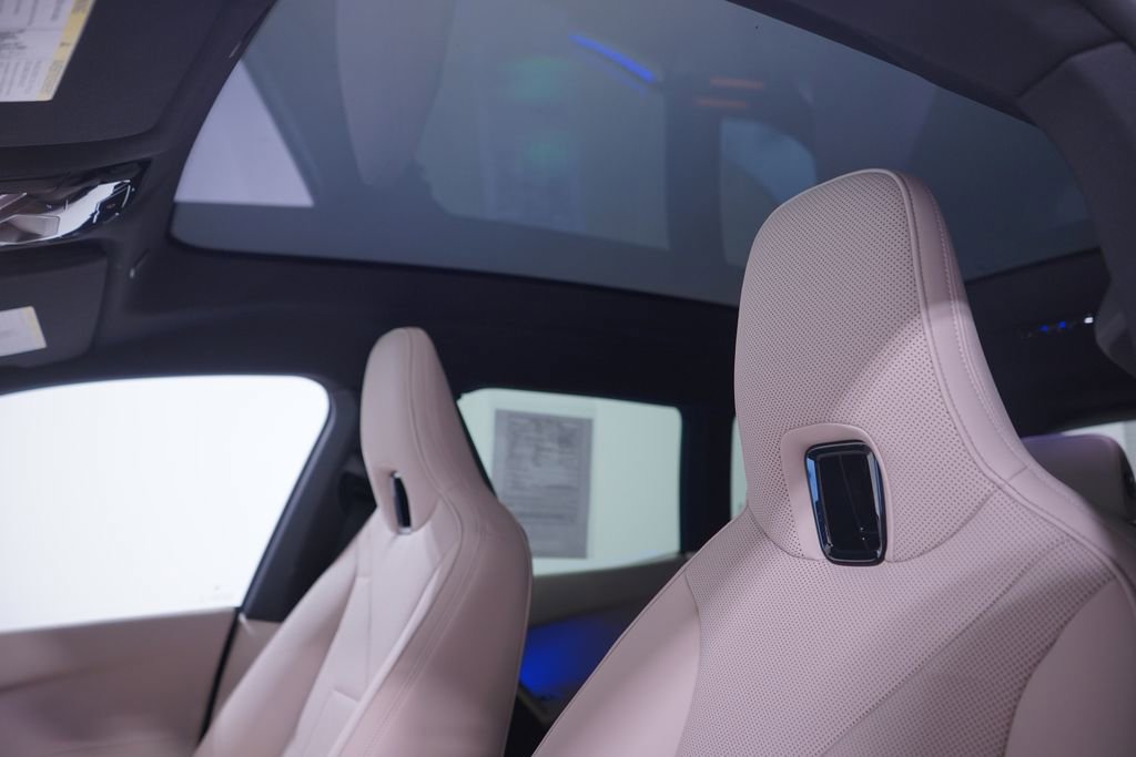 Used 2026 BMW iX xDrive60 image 8