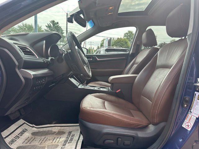 Used 2017 Subaru Outback 2.5i Touring w/ Popular Package #5A AWD/4WD image 10