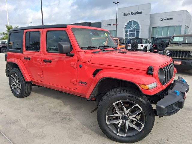 Used 2024 Jeep Wrangler Unlimited image 1