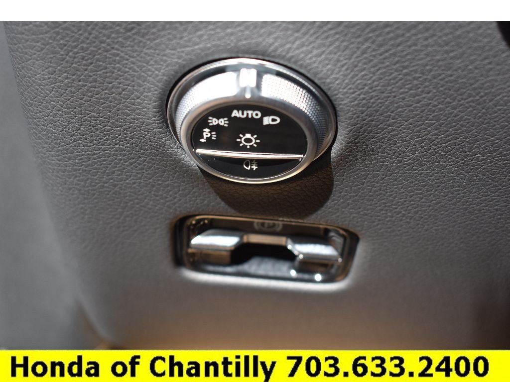Used 2023 Mercedes-Benz GLC 300 4MATIC image 20