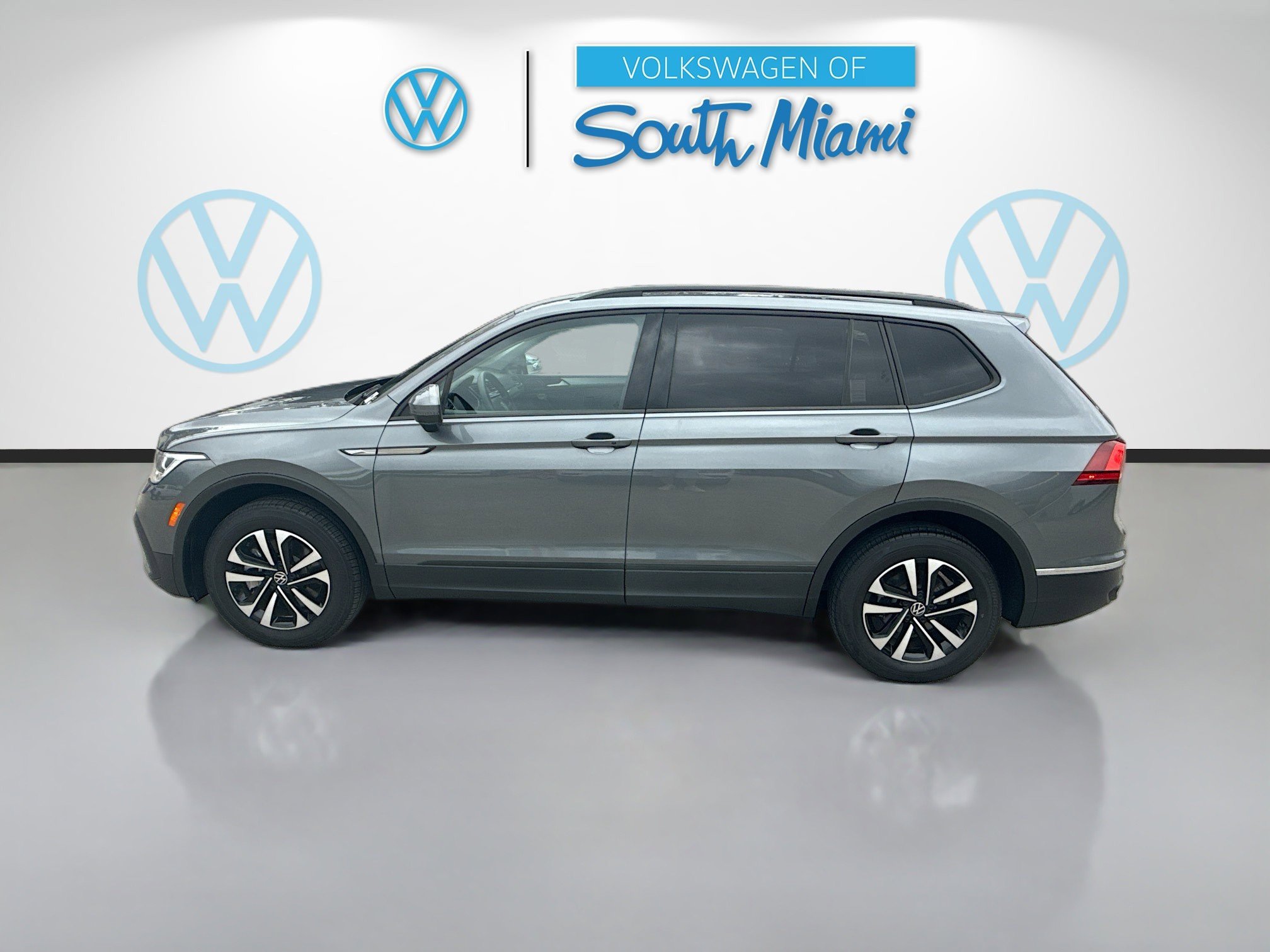 Certified 2022 Volkswagen Tiguan S image 4