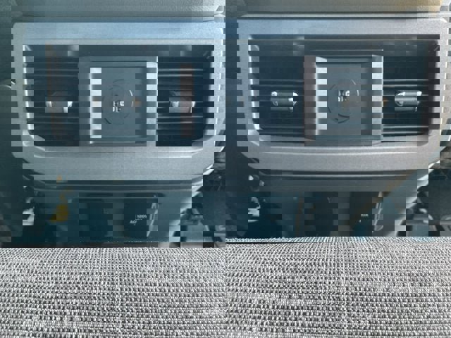 Used 2023 Ford F250 XLT w/ XLT Premium Package AWD/4WD image 41