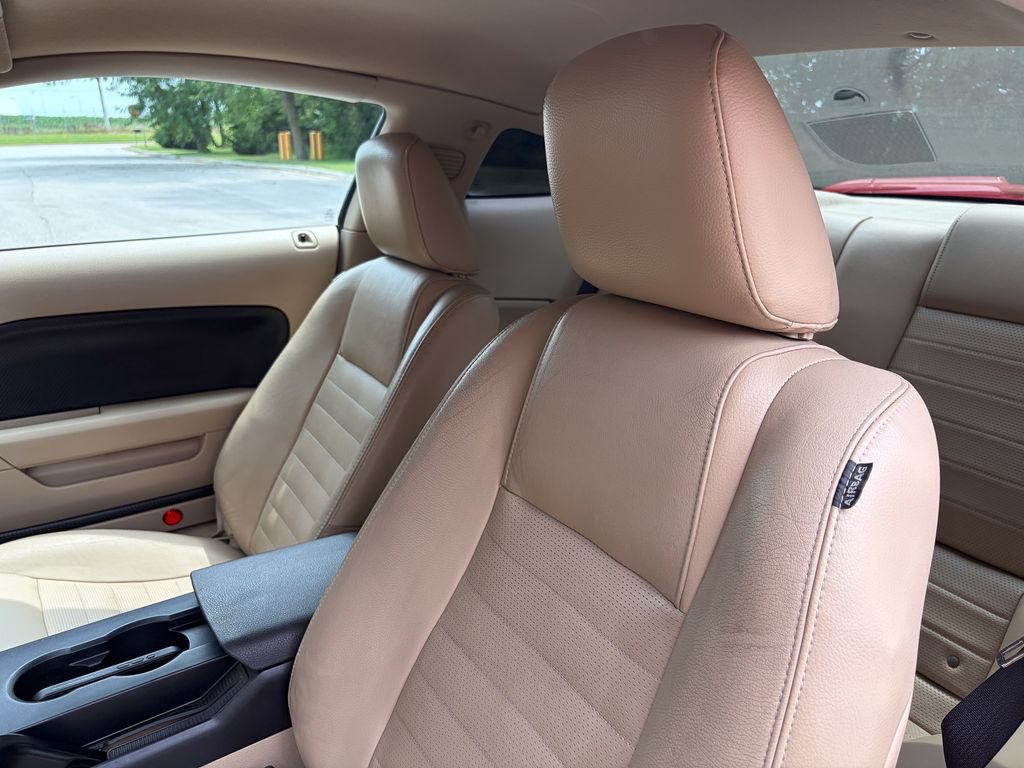 Used 2006 Ford Mustang GT RWD image 11