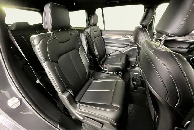 New 2026 Jeep Grand Cherokee L Limited image 11