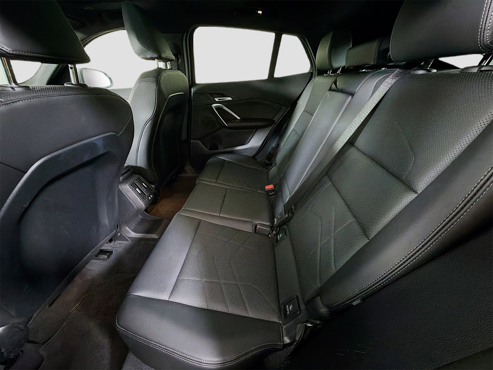 Used 2025 BMW X2 xDrive28i image 24