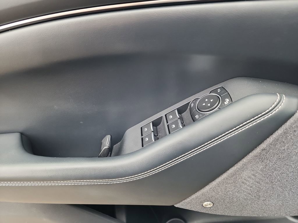 Used 2021 Ford Mustang Mach-E Premium image 12