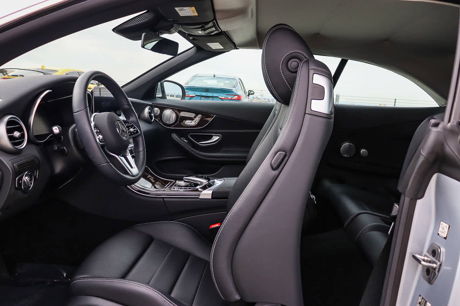 Used 2023 Mercedes-Benz C 300 Cabriolet image 30