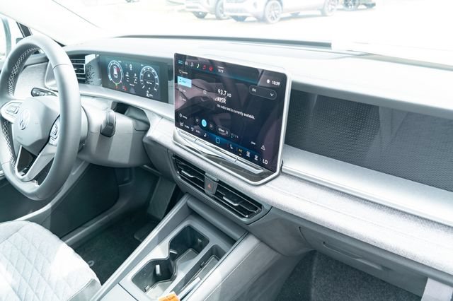 New 2026 Volkswagen Tiguan S FWD image 44
