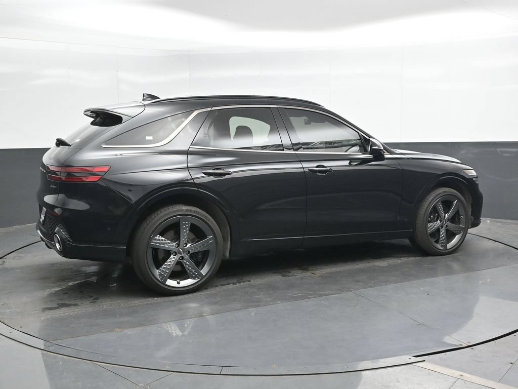 Used 2023 Genesis GV70 3.5T Sport w/ Sport Prestige Package AWD/4WD image 2