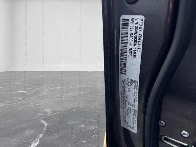 Used 2022 Jeep Compass Limited image 30